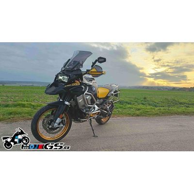 Snížené rallye sedlo 40 Years pro R1250GS/A, R1200GS/A LC 2013-2018, černo žluté