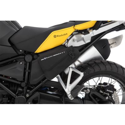 Sada postranních krytů Wunderlich včetně tašek Drybag pro R1250GS/A 2021+, černé