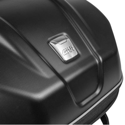 Pevná taška-kufr Givi 29-34L, černý