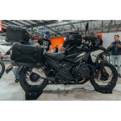 3x ALU kufry SW-Motech Trax Adventure + tašky + nosiče pro R1300GS 2023+, černé