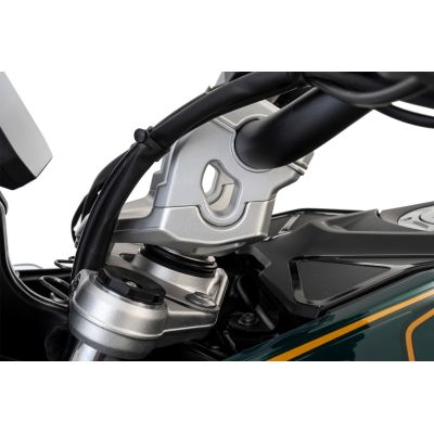 Zvýšení řídítek Wunderlich o 38mm nahoru, 27mm dozadu pro R1300GS 2023+, stříbrné