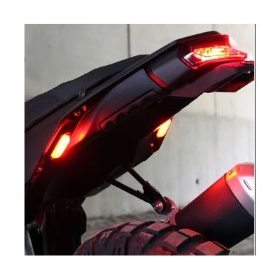 Přídavné zadní blinkry, koncové a brzdové LED světla Denali T3 pro montáž na plochu