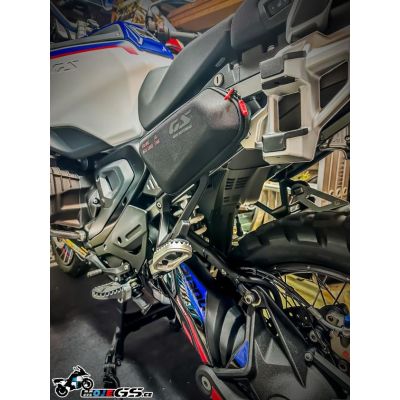 Originální boční tašky do rámu 2x2l pro BMW R1300GS Adventure 2024+