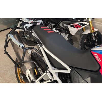 Nosiče ALU bočních kufrů Givi/Kappa pro BMW F900GS 2023+