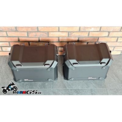 Originální hliníkové boční kufry pro BMW R1300GS Adventure 2024+, černé