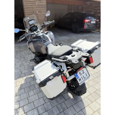 Originální hliníkové boční kufry pro BMW R1300GS Adventure 2024+, stříbrné