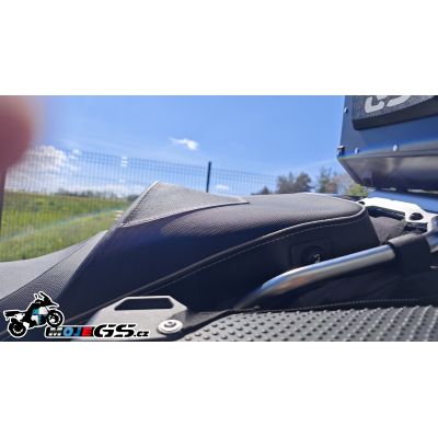 Heated Plug and Play rear seat Wunderlich Aktivkomfort for R1250GS/A 2021-2024